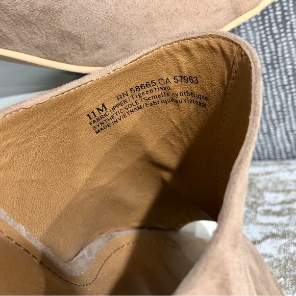 14th & Union HAYZEL Faux Suede Mules - Picture 6 of 9